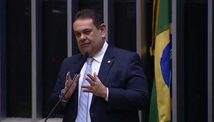 Deputado federal Silas Freire