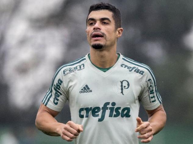 Egídio é multado pelo Palmeiras após xingar torcedor no aeroporto