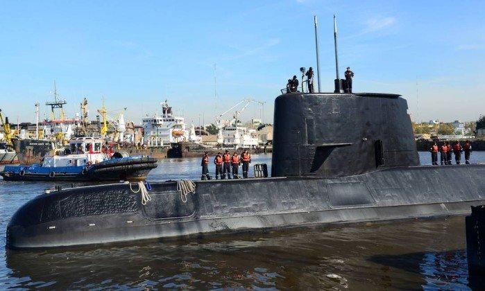 Argentina só decretará morte de tripulantes após ter foto de submarino