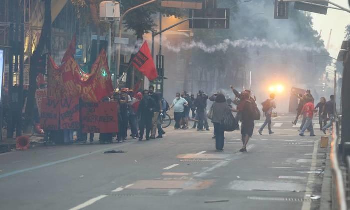 Crise financeira no Rio de Janeiro tem ocasionado uma série de protestos no estado (Crédito: Agência O Globo )