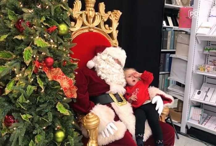Garotinha faz pedido inusitado ao Papai Noel: "Quero uma soneca"