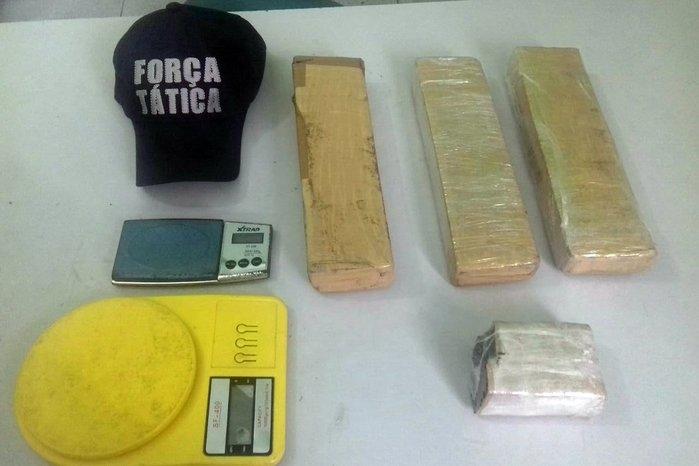 Maconha apreendida na zona Norte (Crédito: Polícia Militar)