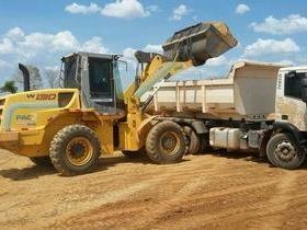 Prefeitura municipal de Jatobá recupera estradas na zona rural