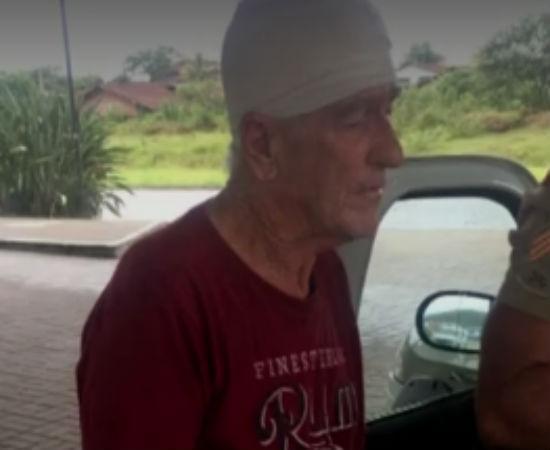 Idoso de 74 anos é agredido após estacionar carro em mercado