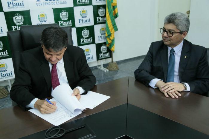 Acordo entre o Estado e o BB foi assinado nesta quinta-feira (21) (Crédito: Jorge Bastos)