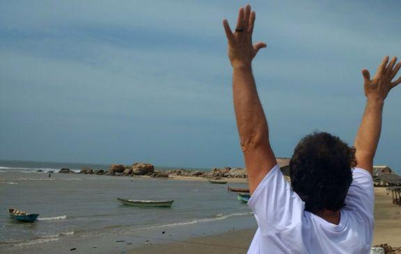 Marcos Frota se encanta com praias do litoral piauiense 