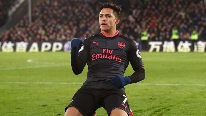 Alexis Sánchez comemora gol diante do Crystal Palace (Crédito: Getty)