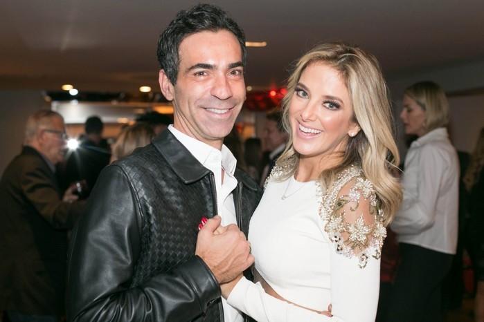 César Tralli faz jabá de casamento e diretor o repreende