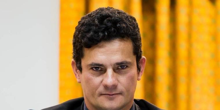 Sérgio Moro é alvo de protestos na Universidade de Coimbra