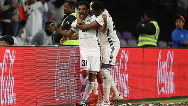 Romarinho comemora o gol da vitória do Al Jazira sobre o Auckland (Crédito: Getty)