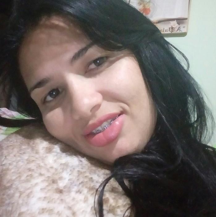 Simone foi morta a facadas pelo ex-marido em Osasco (SP) (Crédito: Arquivo Pessoal)