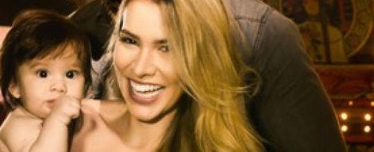 Adriana e Rodrigão fazem festa de R$ 500 mil para 1 ano do filho