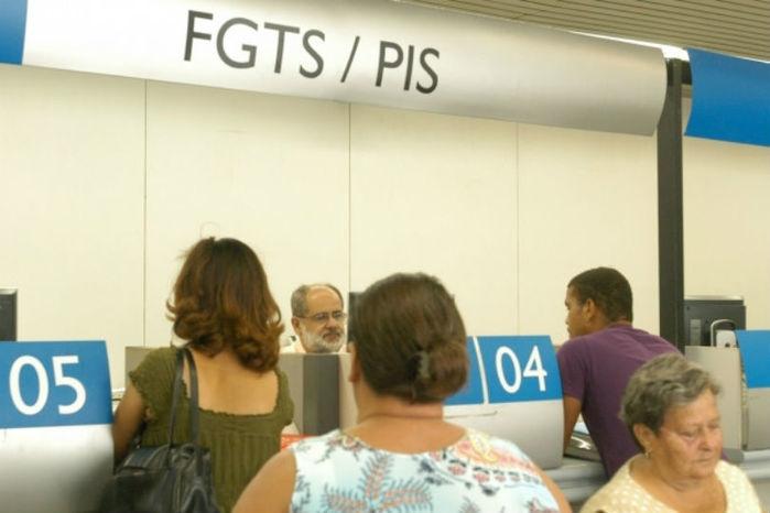 Cerca de 55% das contas inativas do FGTS têm até R$ 500