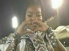Ludmilla tem 'personal abanador' para não passar calor na Sapucaí