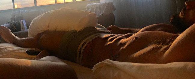 Preta Gil posta foto de seu marido de cueca e deixa fãs eufóricas