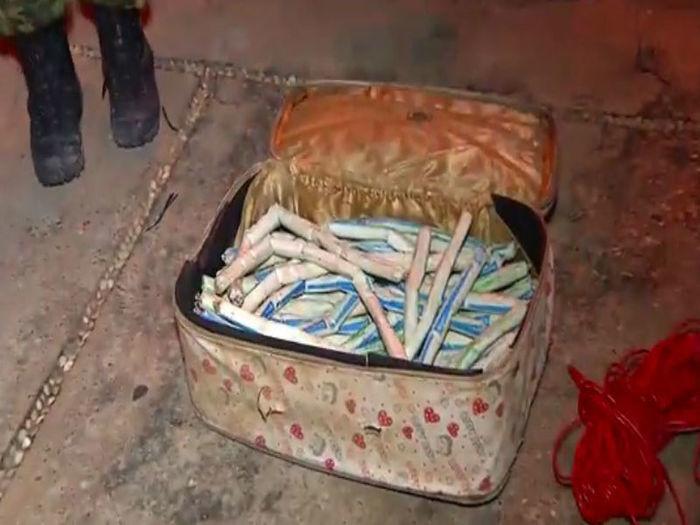 Polícia apreende 53 explosivos dentro de mala na região do Promorar (Crédito: Rede Meio Norte)