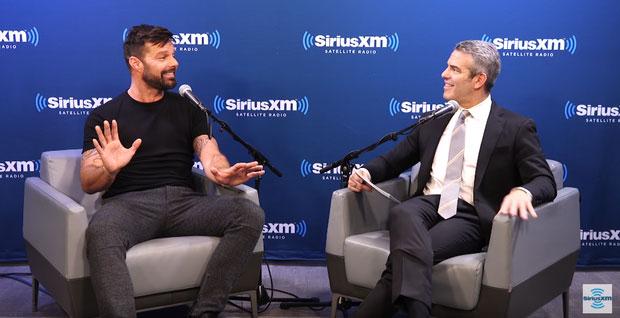 Ricky Martin durante entrevista