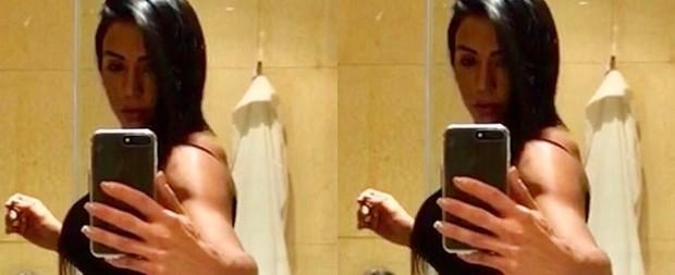 Gracyanne posta foto de calcinha fio-dental: "Bumbum na nuca"
