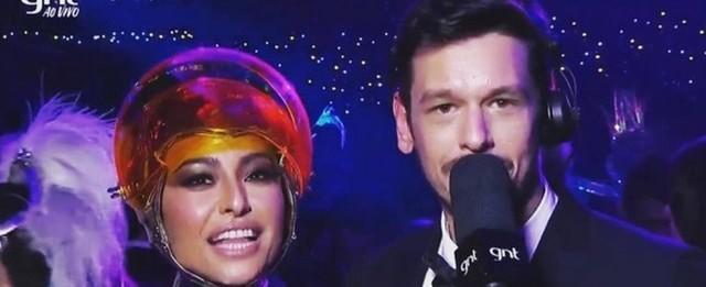 João Vicente se irrita com comentários sobre brincadeira com a ex