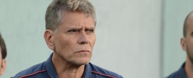 Paulo Autuori se revolta com racismo contra Atlético-PR