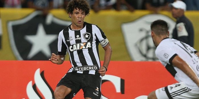 Botafogo elimina Olímpia nos pênaltis e segue na Libertadores