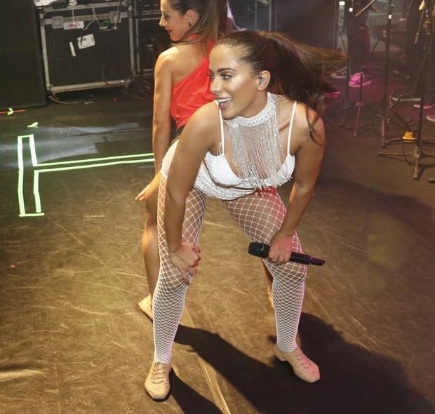 Anitta e Sheilla Carvalho (Crédito: Reprodução)