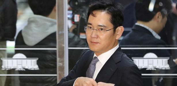 Herdeiro da Samsung e 4 executivos são indiciados por corrupção