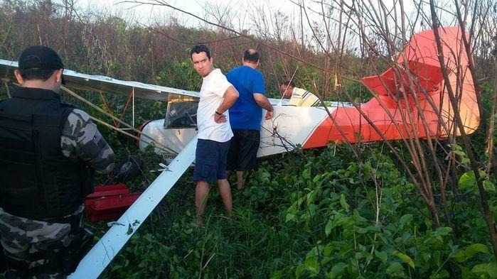 Avião de pequeno porte faz pouso de emergência na z. Rural de THE (Crédito: Reprodução)