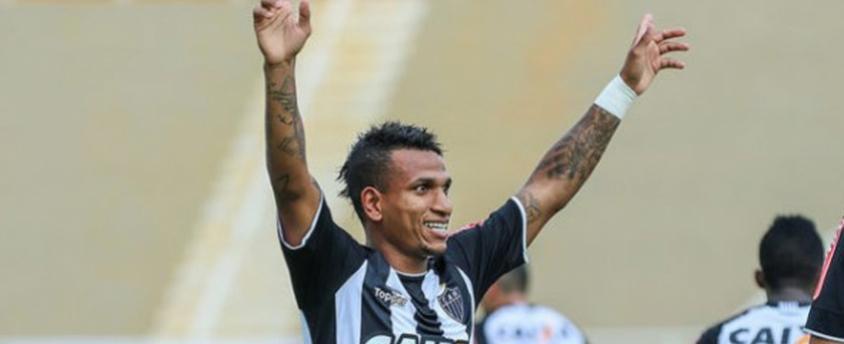 Com gols de antigo carrasco, Atlético-MG vence o Tombense