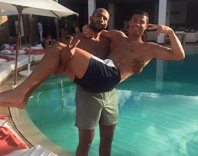 Hari e Cristiano Ronaldo (Crédito: Reprodução)