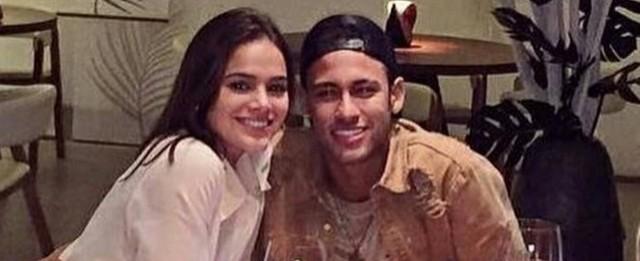 Bruna Marquezine gasta R$ 80 mil em passagens para visitar Neymar