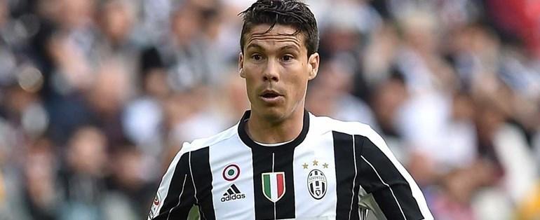 Hernanes troca Juventus por salário de até R$ 23 milhões na China