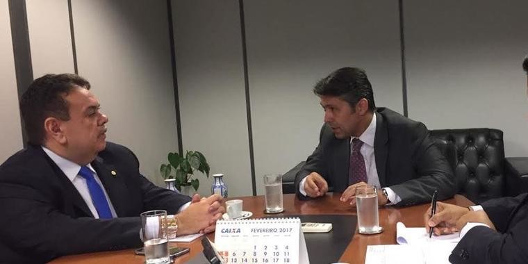 Silas Freire cobra nomeação de servidores do INSS