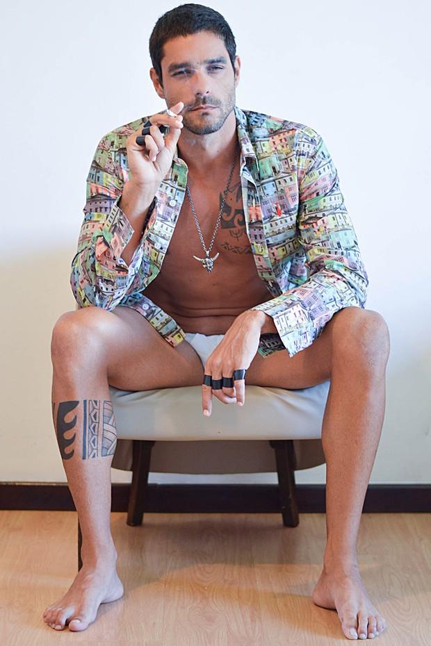 Diego Grossi posou sensual