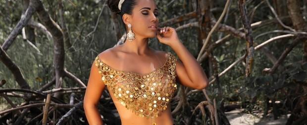 Madrinha da X-9 diz que vai desfilar de tapa-sexo e corpo pintado