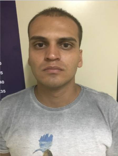 Vídeo flagram PM executando testemunhas para instalar milícia no RJ