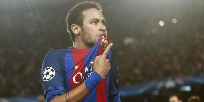 Neymar teria recebido R$ 100 milhões de bônus por renovação