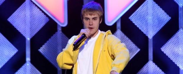 Justin Bieber bate-boca com fã na Austrália: "Você me dá nojo"