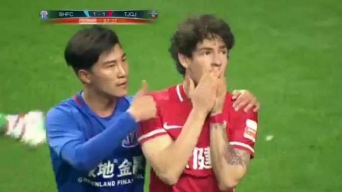 Pato isolou um pênalti no jogo (Foto: Reprodução L!TV)
