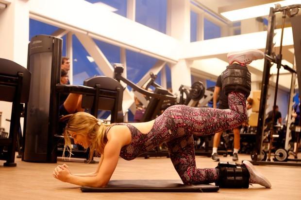 Sheila Mello mostra seu treino em academia (Crédito: Ego)