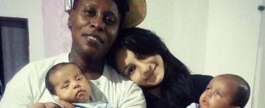 Mulher de Pepê posta fotos com os filhos e se declara para cantora