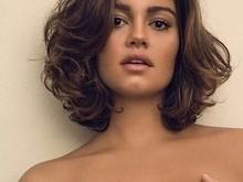 Sophie Charlotte lembra nascimento do filho com foto seminua