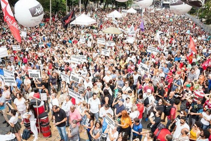 Protesto contra as reformas trabalhista e da Previdência