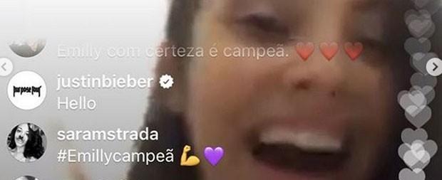 Ex-BBB Mayla vai à loucura após ser chamada de gostosa por Bieber