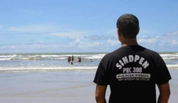 Passeio de internos aconteceu sob vigilância dos agentes penitenciários (Crédito: Reprodução)