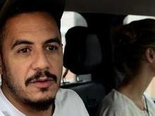 Marcelo D2 visita Arlindo Cruz: 'Mexe um pouco o pé'
