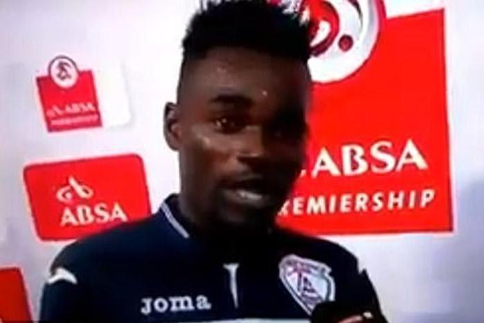 Jogador se atrapalha e agradece à mulher e amante ao vivo na TV