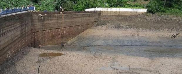 Açude no Ceará enche e sangra, mas, esvazia dois dias depois