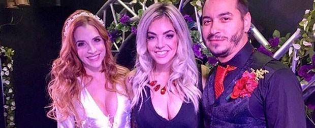 Ex-BBB Clara Aguilar se casa com produtor em Las Vegas