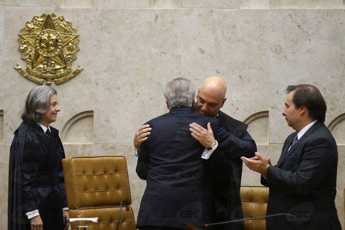 Alexandre de Moraes toma posse no STF